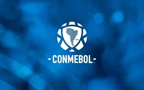 Conmebol multa a Olimpia por mal comportamiento de sus hinchas