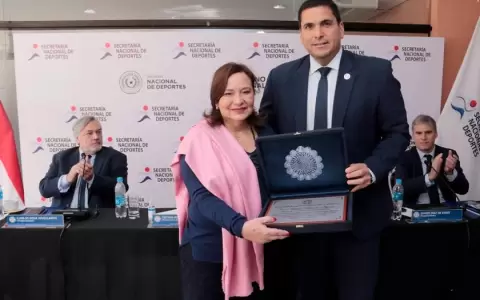 Ministra de Deportes renuncia a pocos meses de los Suramericanos