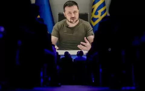 "En Ucrania matan ni�os como en Texas", dice Zelenski desde Davos