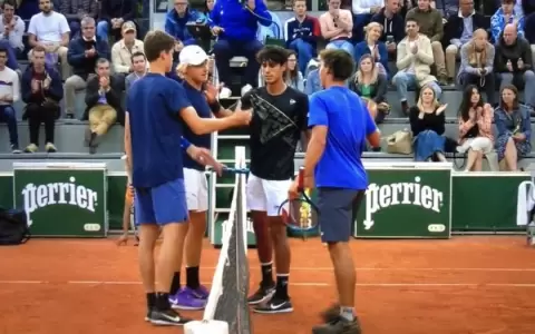 Vallejo y Vergara tambi�n debutan con victoria en dobles