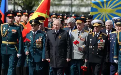 Zelensky compar� a Putin con Hitler y dijo que los rusos �est�n peleando por su zar, su f�hrer�
