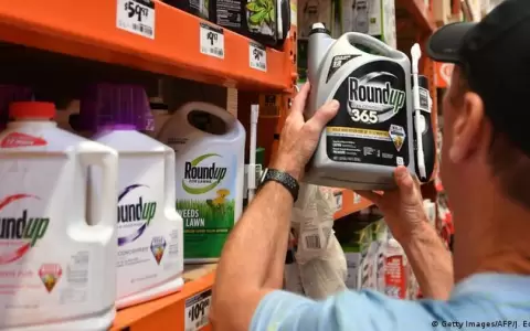 Condena de USD 2.000 millones a empresa de herbicida estrella del agronegocio