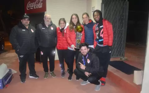 Regreso con gloria de las campeonas Sudamericanas