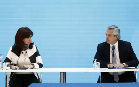 Luego de tres meses de distancia y silencio, Fern�ndez y Kirchner compartir�n un acto de YPF