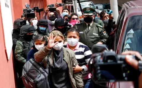 Expresidenta de Bolivia Jeanine A�ez fue condenada a 10 a�os de prisi�n