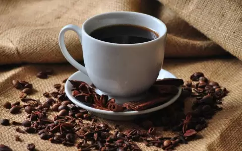 Cinco beneficios de tomar una taza de caf� por la ma�ana