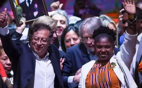 Petro presidente: el exguerrillero que logr� un hist�rico triunfo de la izquierda en Colombia y promete un cambio profundo