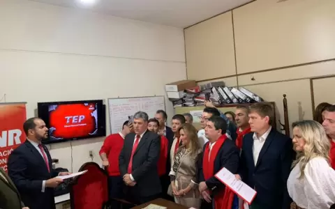 Hugo Vel�zquez hizo oficial su precandidatura a la presidencia de la Rep�blica