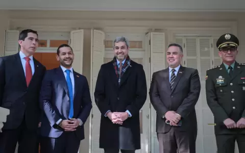 Abdo recibi� al ministro del Interior de Colombia