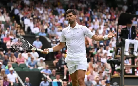 Novak Djokovic avanza a paso firme en el Wimbledon 2022