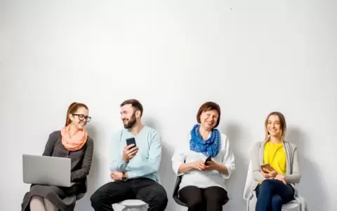 Abren vacantes de empleos para mayores de 50 a�os