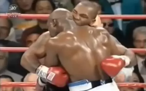 Boxeo: 25 a�os del mordisco de Mike Tyson a Evander Holyfield