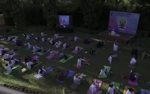 Comienzan celebraciones por el D�a Internacional del Yoga