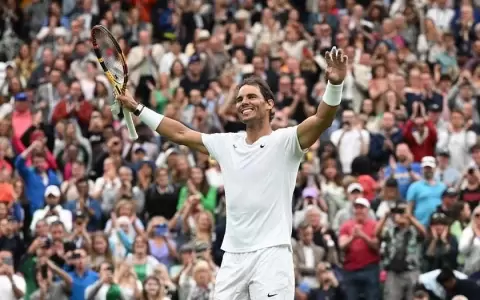 Wimbledon: Nadal vence a Berankis y avanza a la tercera ronda