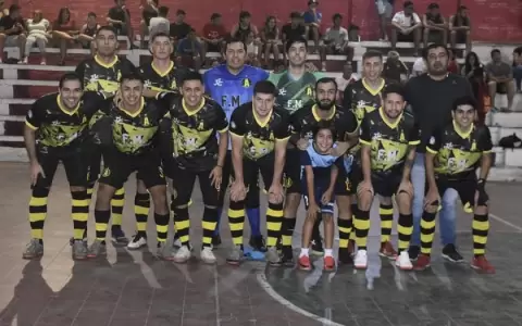 Artemios vence a Universitario, que deber� defender su permanencia