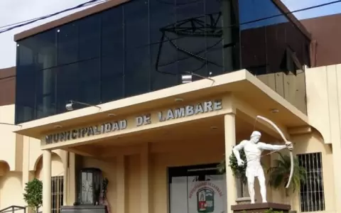 Polic�a, funcionaria municipal y gestor fueron detenidos por falsificaci�n de documentos