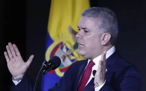 Presidente Duque dice que Colombia atraviesa por un �brotecito� de covid-19