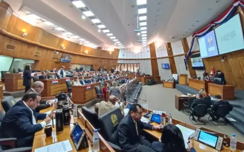 Diputados, de nuevo sin cu�rum, dejan "colgados" varios proyectos pendientes de estudio