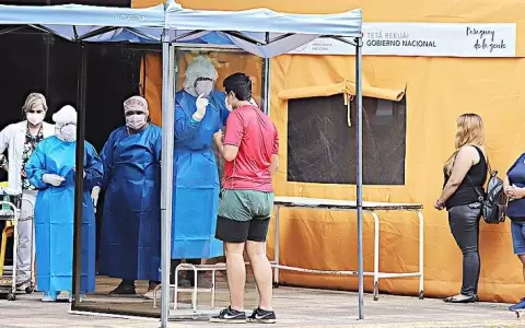 Casos de Covid-19 repuntan y advierten sobre nueva ola de contagios