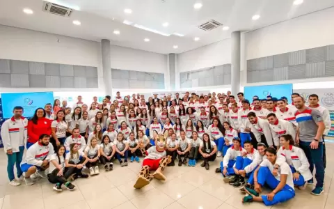 Se realiz� el abanderamiento de  los integrantes del Team Paraguay