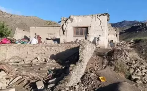 Terremoto en Afganist�n: "Solo tenemos cinco camas, pero llegaron 500 pacientes a nuestra cl�nica"