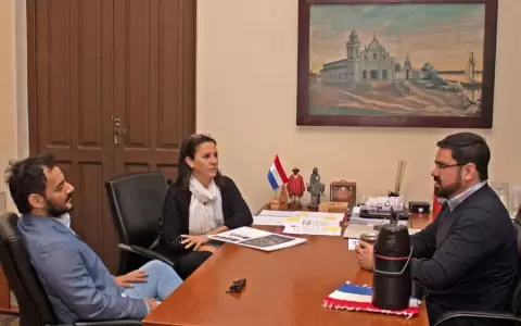 El Ojo Salvaje y la SNC apuntan a fortalecer el sector de la fotograf�a