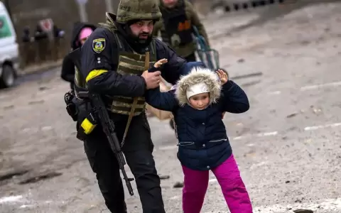 Putin facilita tr�mite para imponer la ciudadan�a rusa a ni�os sacados en forma clandestina de Ucrania