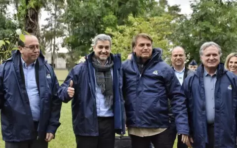 Abdo y Bolsonaro se encontraron en Foz de Iguaz� para verificaci�n de obra
