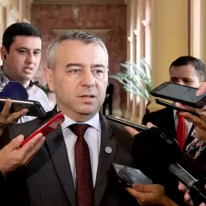 Disidencia colorada analizar� la intervenci�n de los municipios de Asunci�n y Ciudad del Este