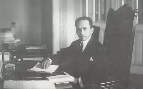 Conversatorio sobre Eligio Ayala en la FIL Asunci�n