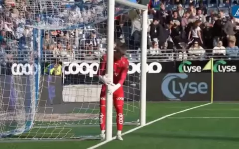 Denuncian a arquero por achicar los arcos antes de cada partido