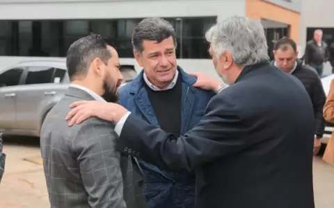 Lugo y Efra�n visitaron a los nuevos ministros del TSJE
