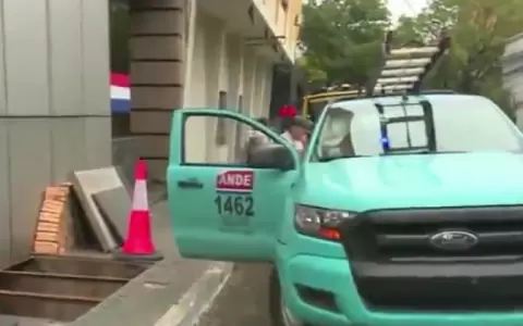 Reportan incendio en edificio de Abogac�a del Tesoro