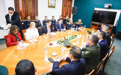 "No escatimaremos recursos ni esfuerzos" para esclarecer caso Pecci, dice ministro colombiano