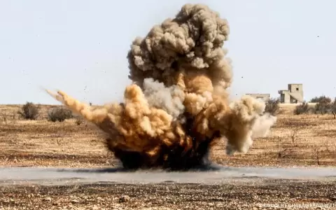 Al menos 11 muertos deja estallido de una mina en el sur de Siria