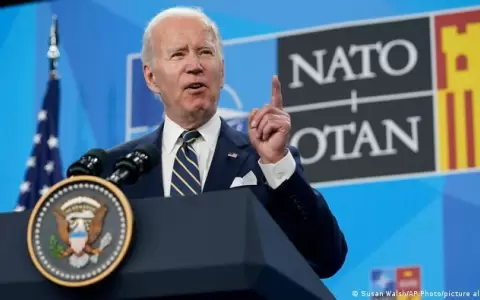 Biden promete que Estados Unidos apoyar� a Ucrania "el tiempo que sea necesario"