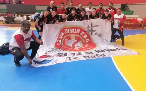 Hist�rica clasificaci�n del  12 de Junio a la semifinal