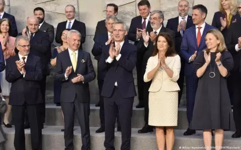 La OTAN firma protocolos de adhesi�n de Suecia y Finlandia