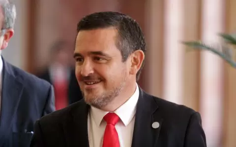 Eduardo Petta: �No aceptamos candidatos con imputaci�n�