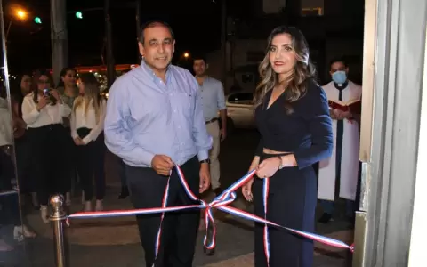 Empresa de insumos inform�ticos "GL Ecotintas" inaugur� showroom
