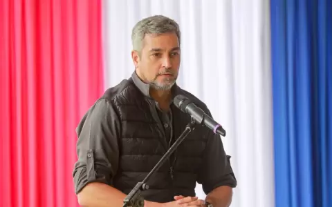 Abdo sobre continuidad de Bataglia como titular de IPS: ��l seguir� en el cargo�