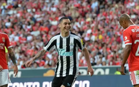 Miguel Almir�n anota su tercer doblete en la pretemporada