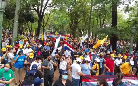 Docentes solicitan reuni�n con Hacienda sobre la elevaci�n de activos y edad jubilatoria