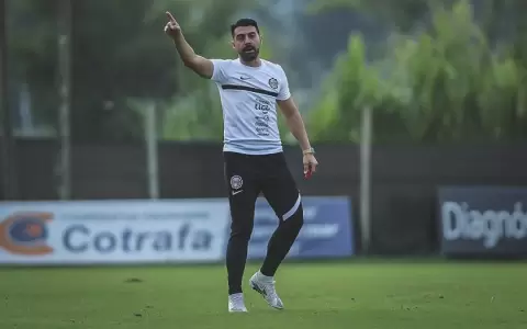 La idea de Julio C�sar C�ceres para la revancha ante Goianiense