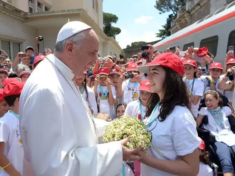 El papa Francisco pidi� ayudar a los j�venes a desarrollar un 