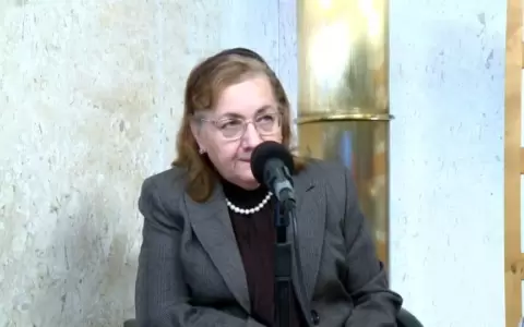 Emma Paoli de Viedma: �Cultura y educaci�n van unidas de la mano"