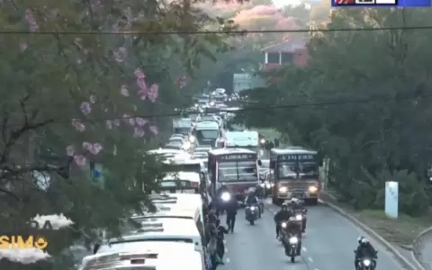 Caos vehicular: camioneros y transportistas siguen manifest�ndose en San Lorenzo