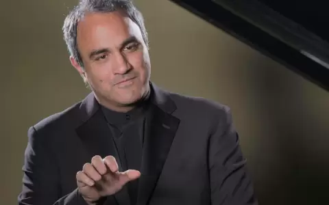 Concierto de la OSCA y Alexander Panizza en el Teatro Municipal