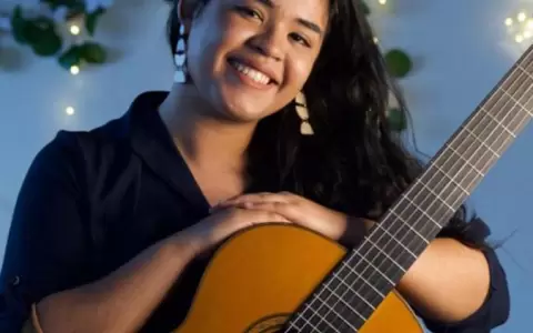 Guitarrista paraguaya en Festival Internacional de M�sica