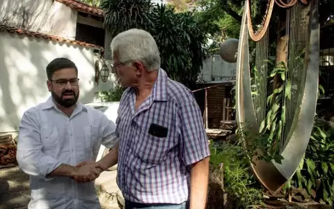 La SNC se pronuncia a favor de la restauraci�n de la escultura Guggiari
